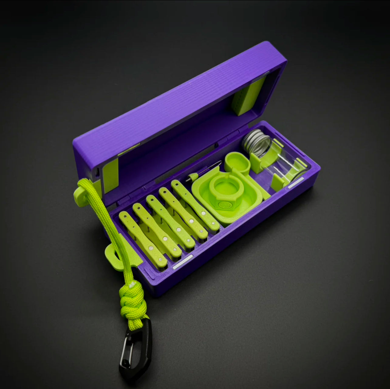 Micro Fishing Accessory Kit – 5 Rigs, Bait Ring, Bottle & Float Holders