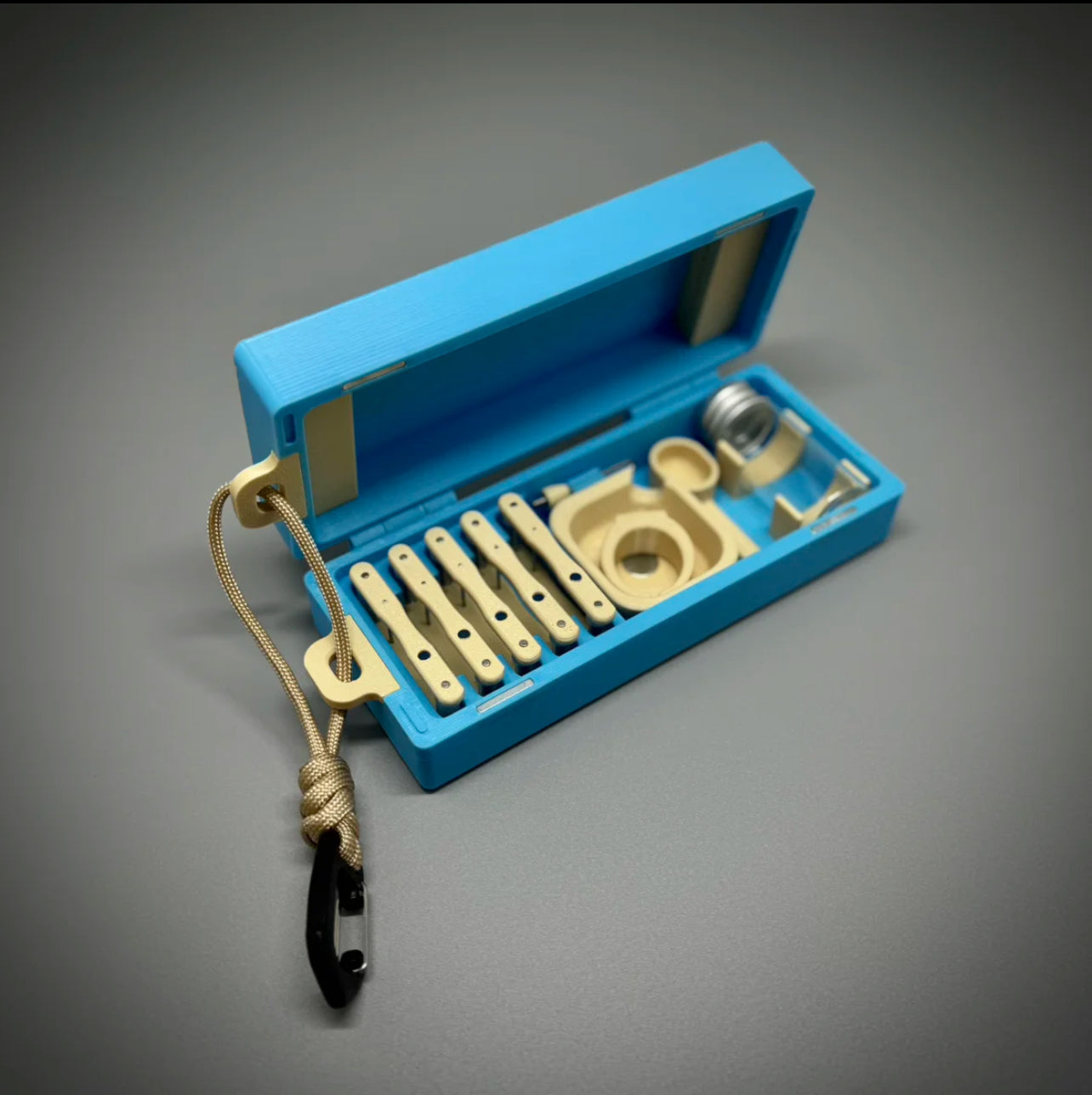 Micro Fishing Accessory Kit – 5 Rigs, Bait Ring, Bottle & Float Holders