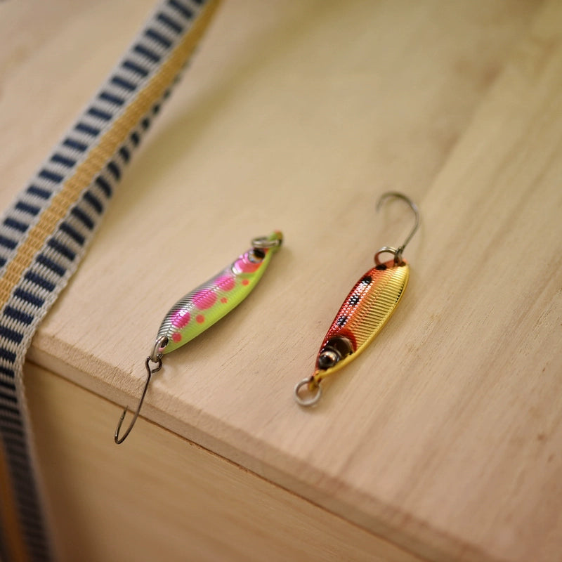 Bait 2.1g3.5g Bionic Livery Insect Sequin Horse Mouth Red Eye Rainbow Trout Army Fish Luya Fake Bait