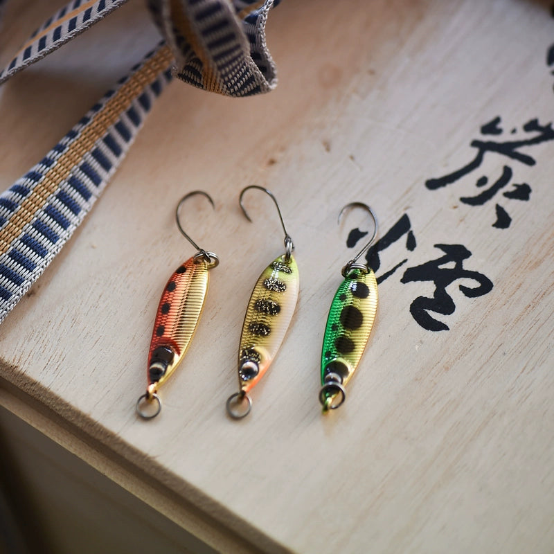 Bait 2.1g3.5g Bionic Livery Insect Sequin Horse Mouth Red Eye Rainbow Trout Army Fish Luya Fake Bait