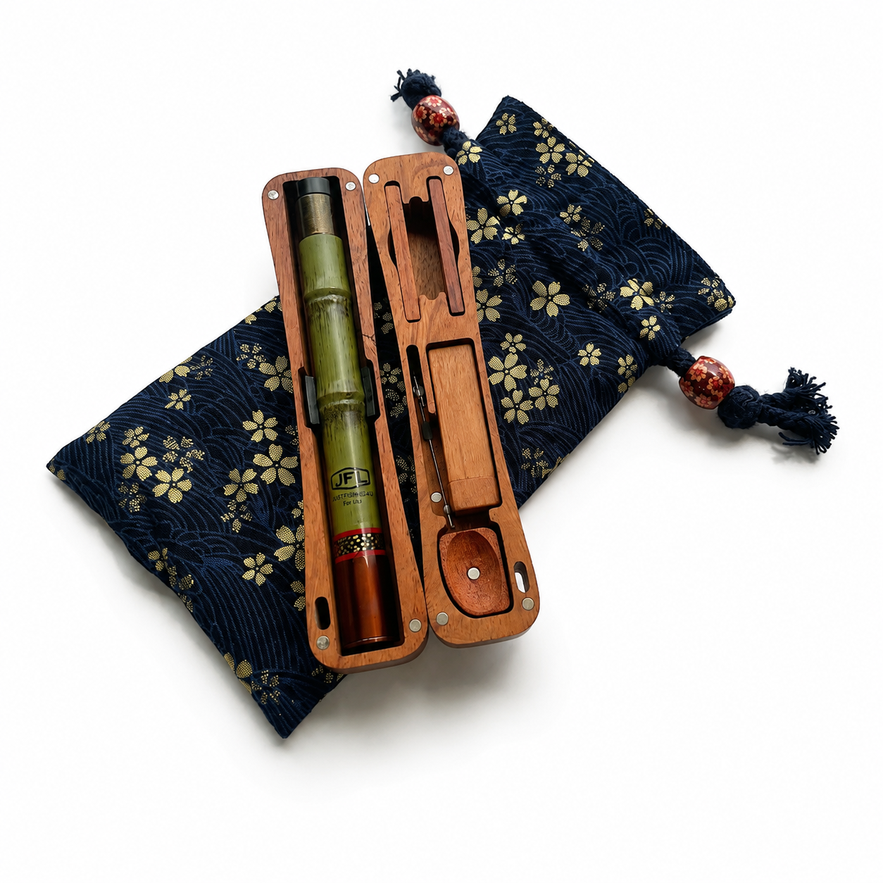 Sao Tabi green rod with dark blue Japanese pouch and wooden case